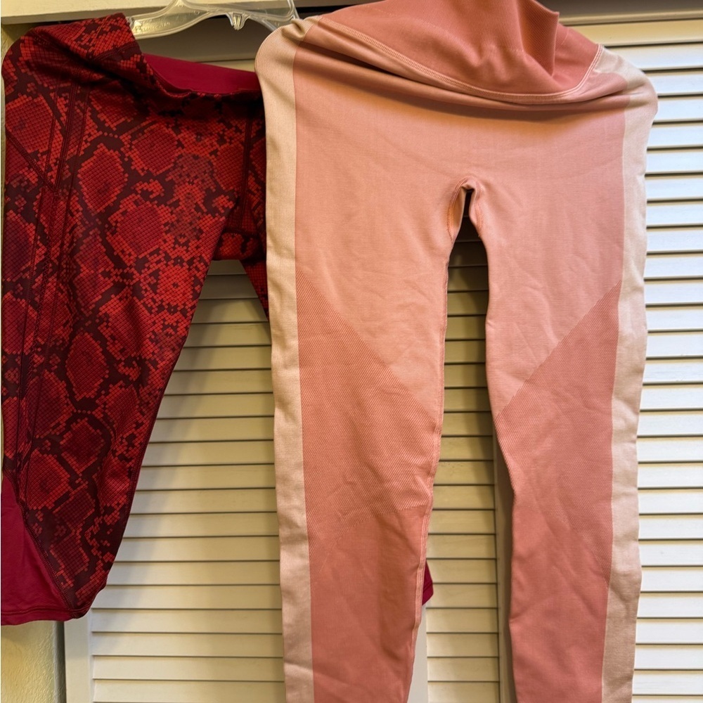 3 Lululemon Workout Leggings Crop Full length Multi Colored snake print sz M - Picture 4 of 16